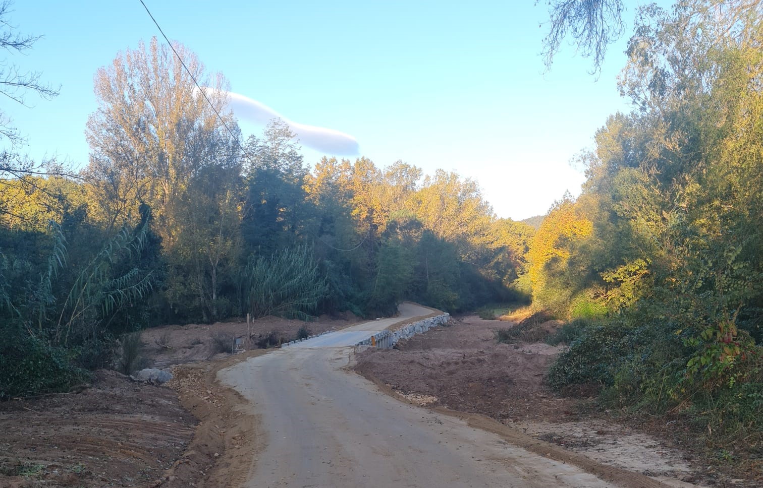 Foto: Ajuntament de Massanes. Rebahilitació de la passera sobre la riera de Santa Coloma al municipi de Massanes.